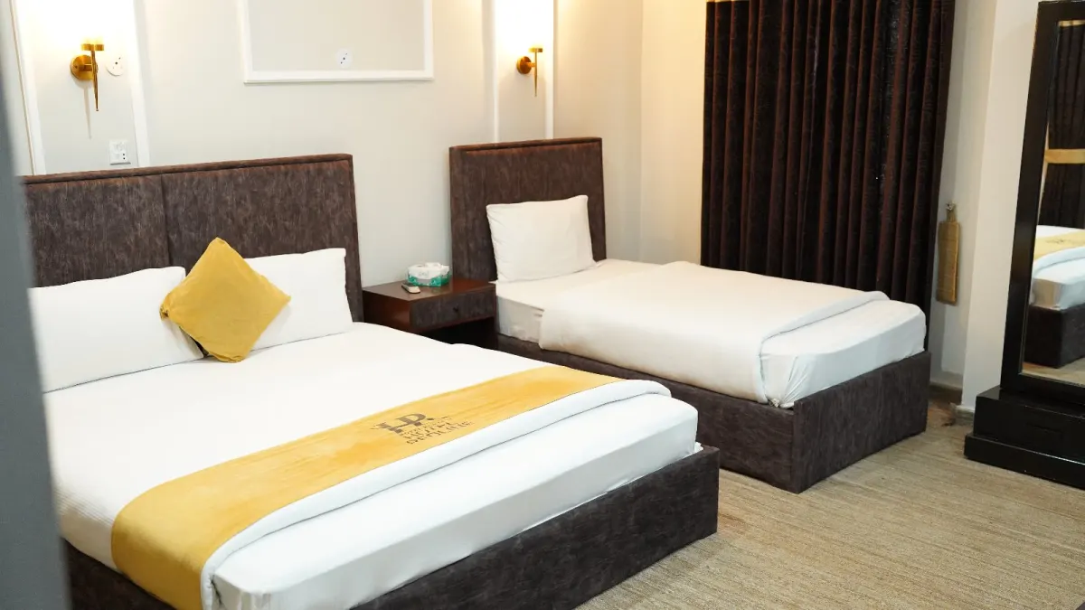 Master bed plus single bed