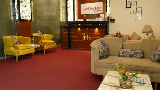 Hotel Red Line